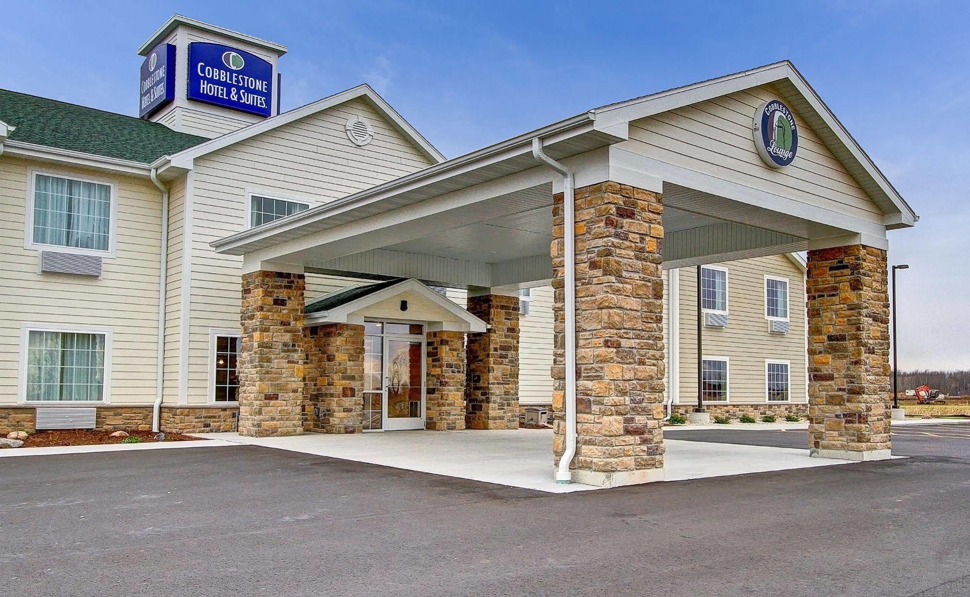 Cobblestone Hotel & Suites Pulaski/Green Bay Εξωτερικό φωτογραφία
